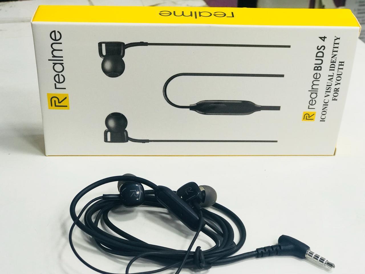 realme buds 4 earphones