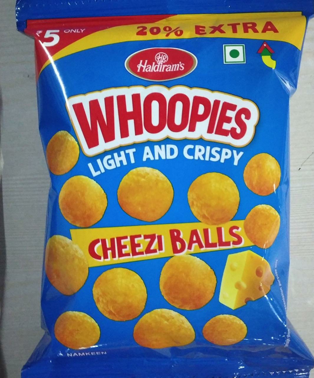 Haldiram's Whoopies Cheez Balls (16.5 gm, Pack of 1,3.5 gm Extra, 20 