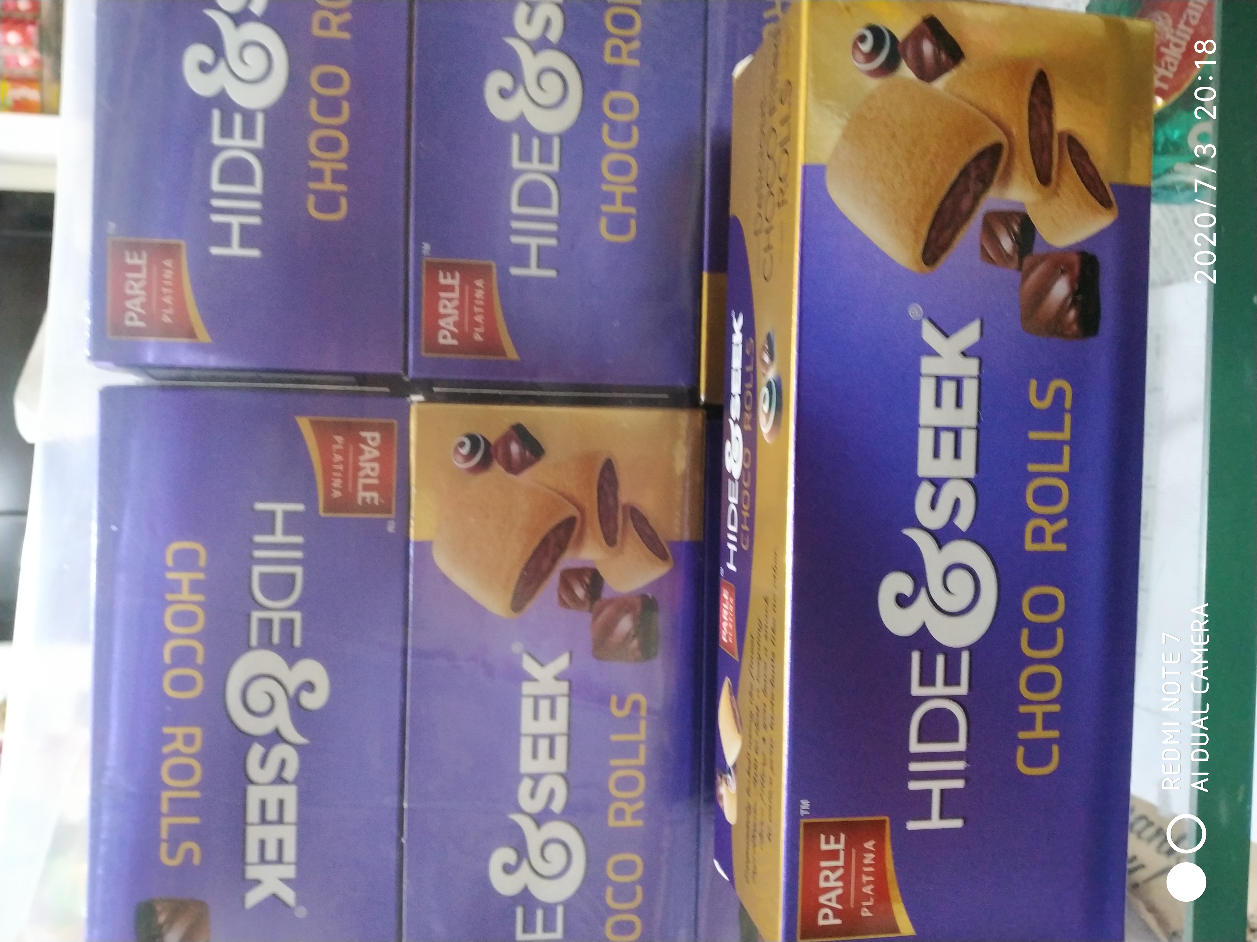 Parle Hide Seek Choco Rolls Choco Filled Biscuits Pack Of 1 75 Gm Set Of 12 Mrp 30 00 Rs Wholesale Manufacturers Distributors Buy Parle Hide Seek Choco Rolls Choco