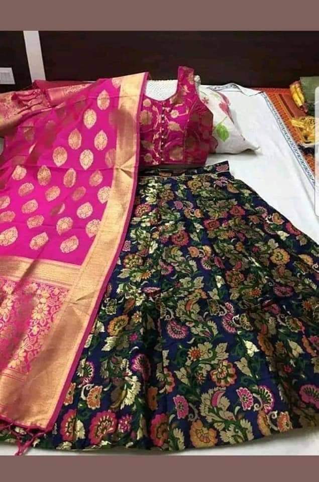 banarasi rajputi poshak