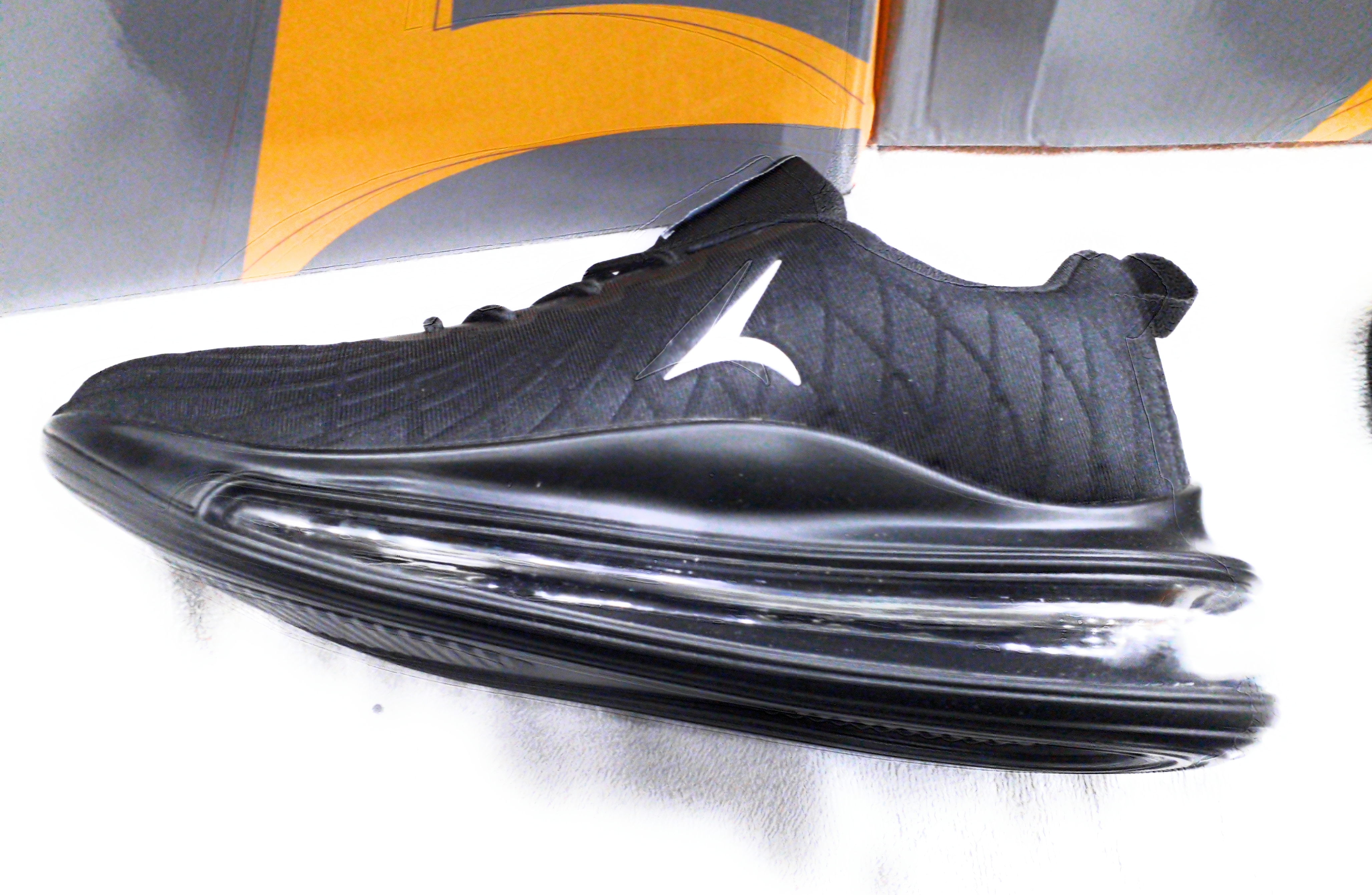 tracer shoes black